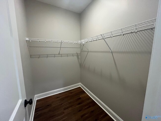 Building Photo - 102 Co Rd 469