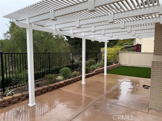 Building Photo - 35 Tanglewood