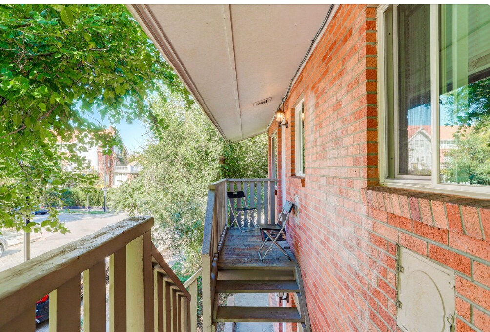 Building Photo - 1224 11th St