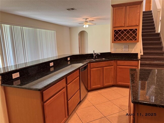 Building Photo - 930 Timber Isle Dr