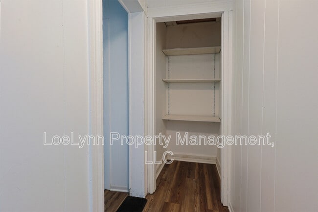 Building Photo - 14208 Temple St