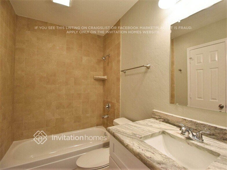 Building Photo - 1038 Fairview Ct