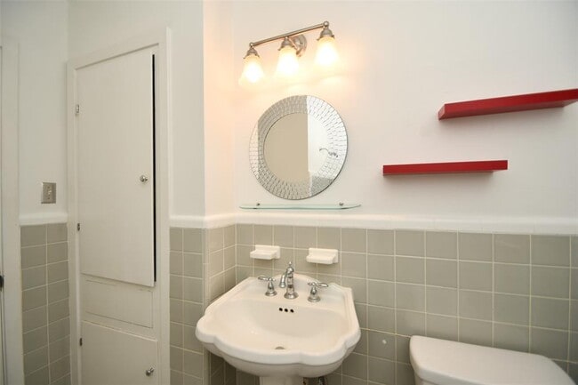 Building Photo - 5535 Berry Creek Dr