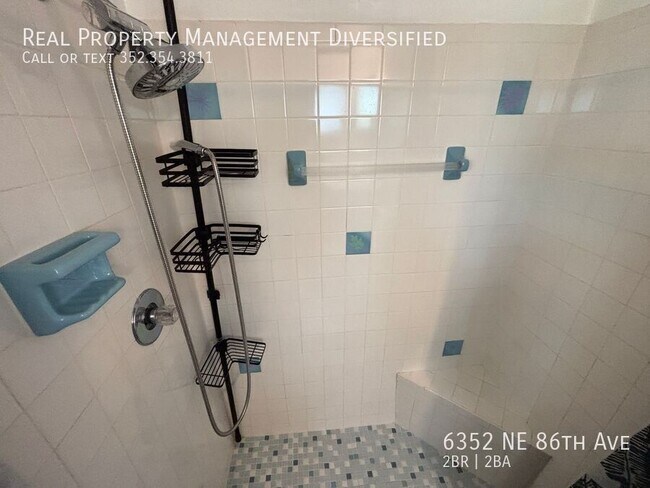 Building Photo - 6352 NE 86th Ave