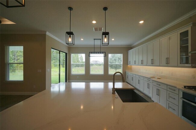 Building Photo - 6154 Marsh Trail Dr