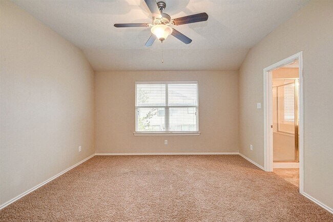 Building Photo - 23 Fairlee Ct
