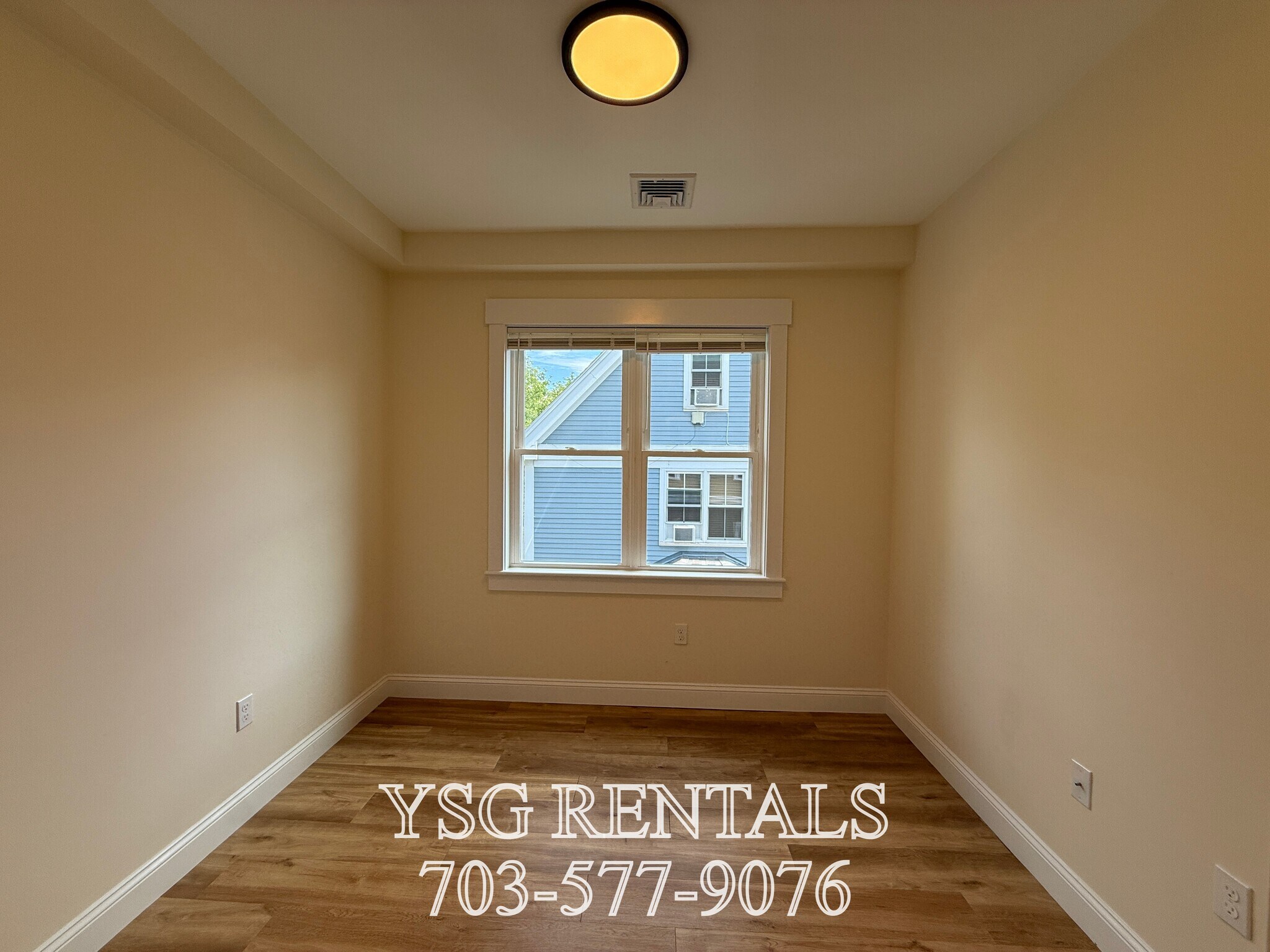 Building Photo - 14 Dorr St