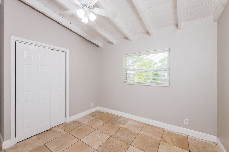 Building Photo - 1616 NW 16th St