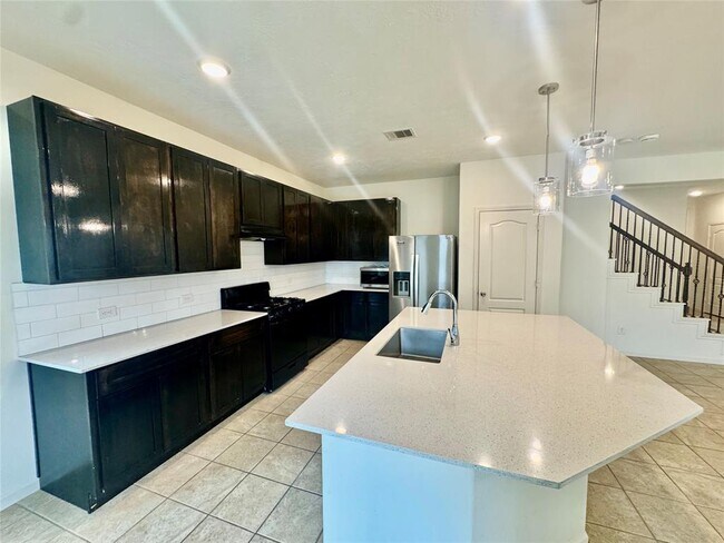 Building Photo - 2518 Boxwood Park