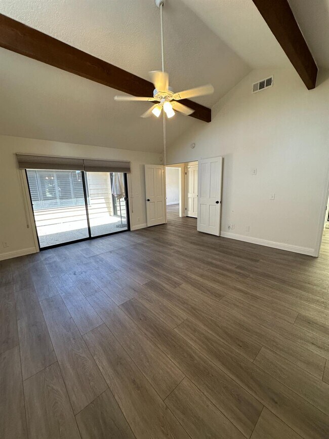 Building Photo - 6201 N West Ave