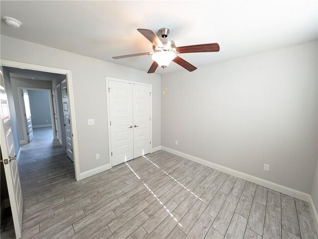 Building Photo - 5602 Sapphire Dr