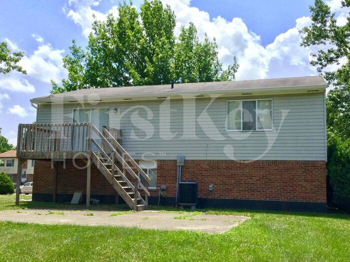 Building Photo - 3920 Pinetop Dr