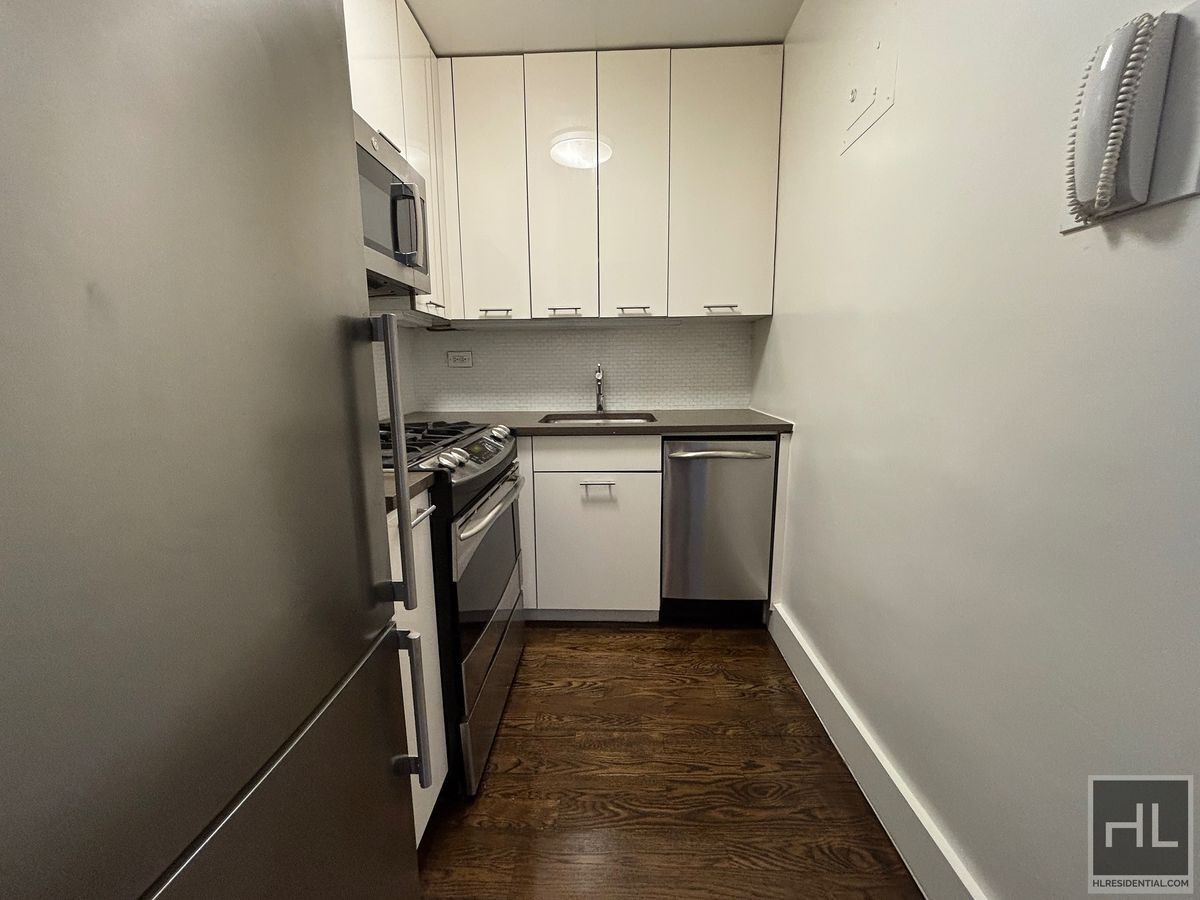 Building Photo - EAST 63 STREET