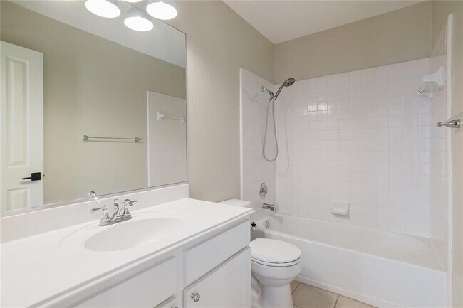 Building Photo - 12520 Sir Christophers Cove