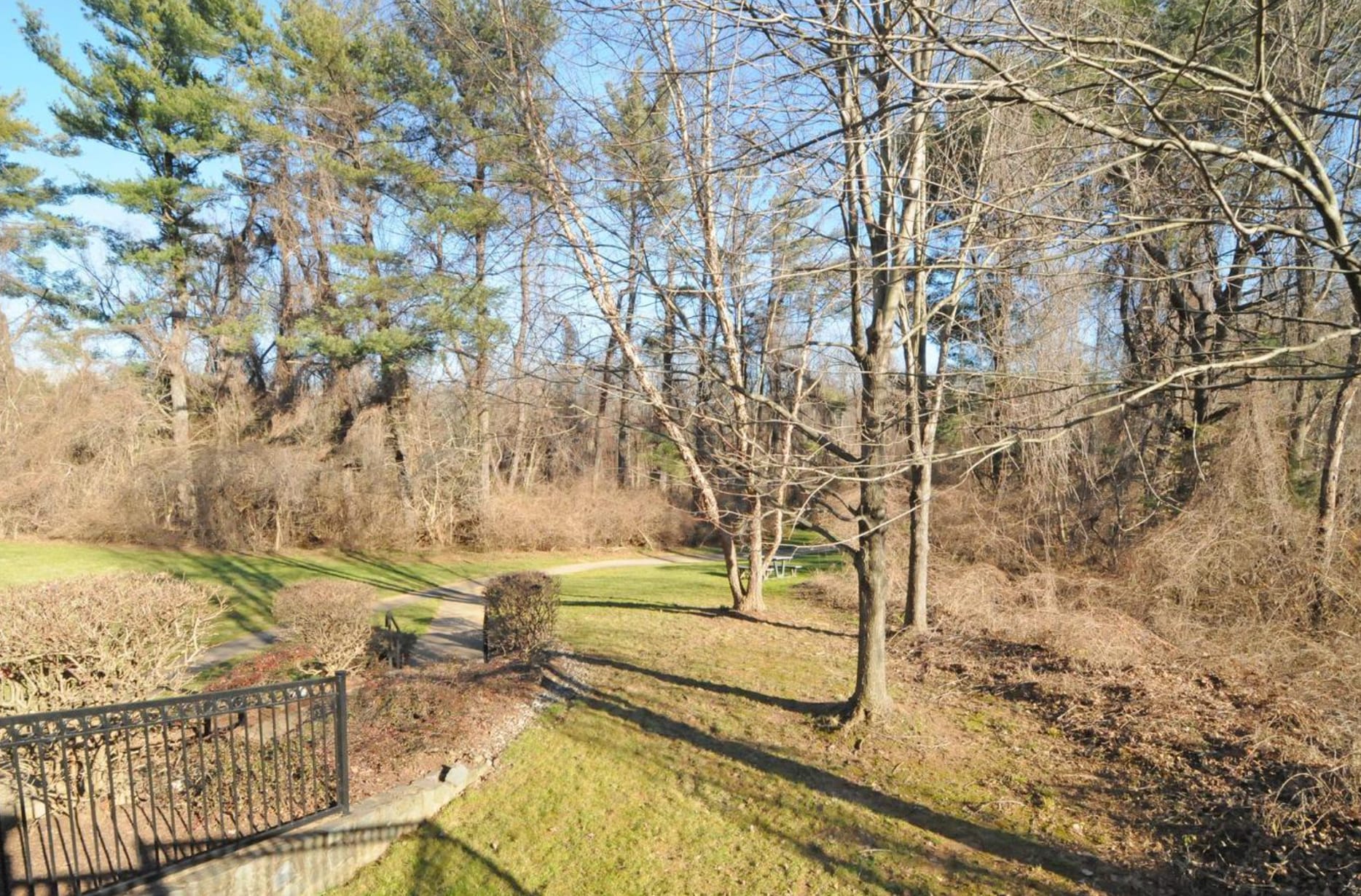 Walking Path - 1581 Spring Gate Dr