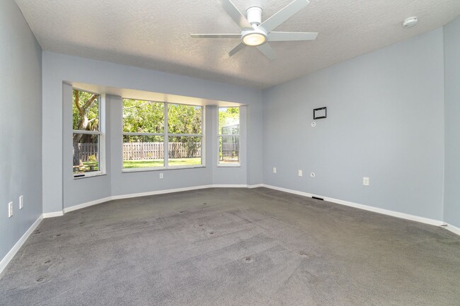 Building Photo - 3236 Helmsdale Ct