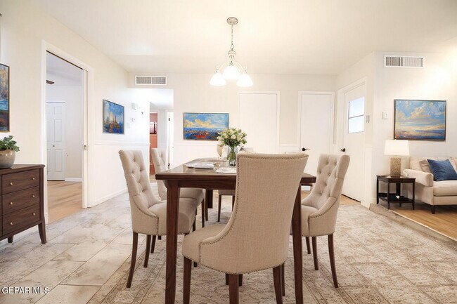 Building Photo - 6613 Southwind Dr