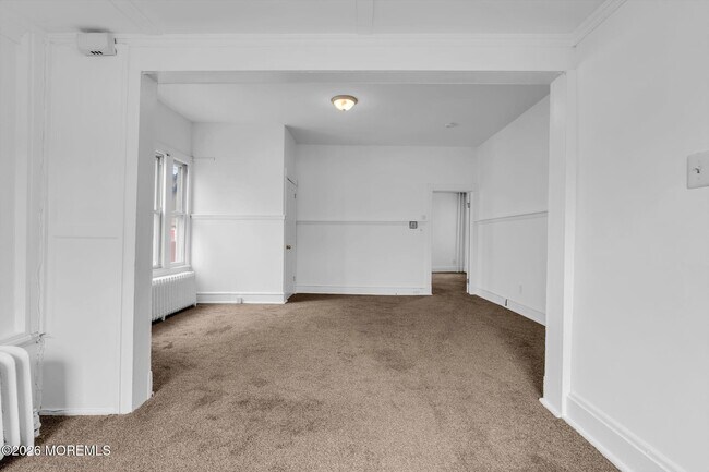 Building Photo - 805 Sixth Ave