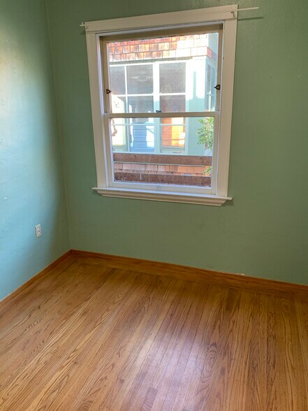 Building Photo - 2731 Grant St