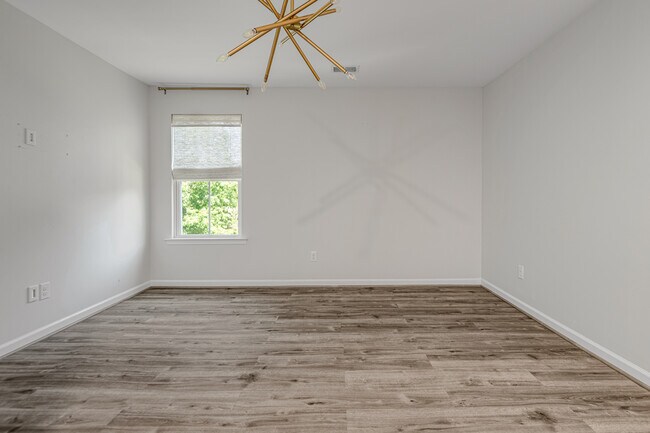 Building Photo - 16848 White Daisy Loop