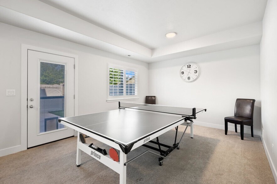 Building Photo - 8912 S 660 E
