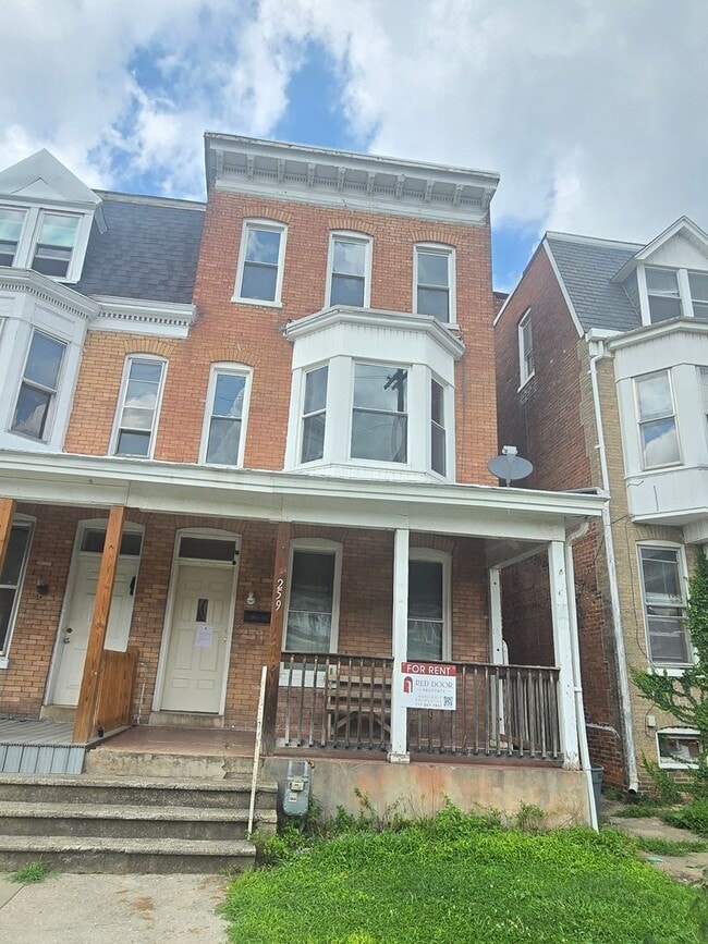 Building Photo - 259 W Jackson St