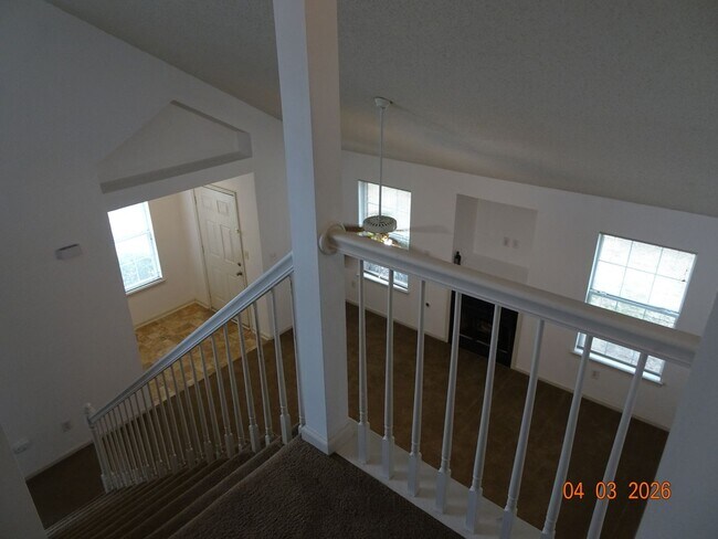 Building Photo - 2 Bedroom 2 Full Bath Condo