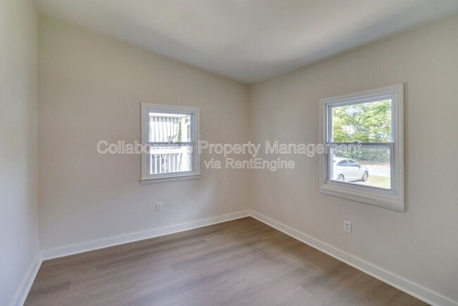 Building Photo - 127 Hibiscus Ave