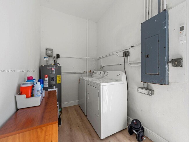 Building Photo - 9320 SW 125th Terrace