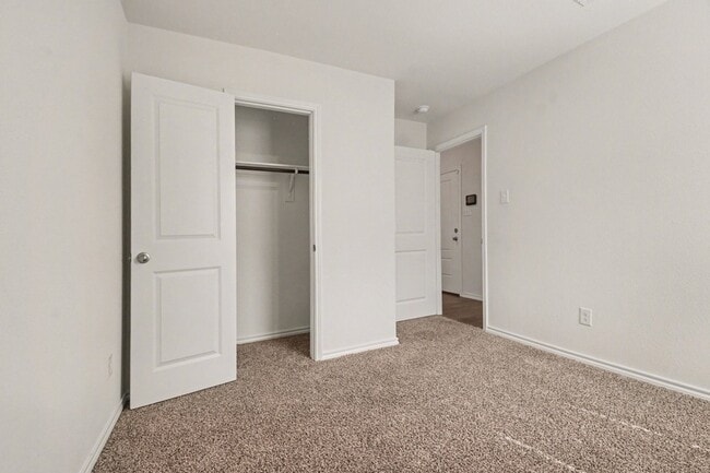 Building Photo - 505 Banner Ave