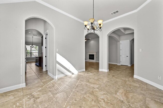 Building Photo - 645 Clear Springs Hollow