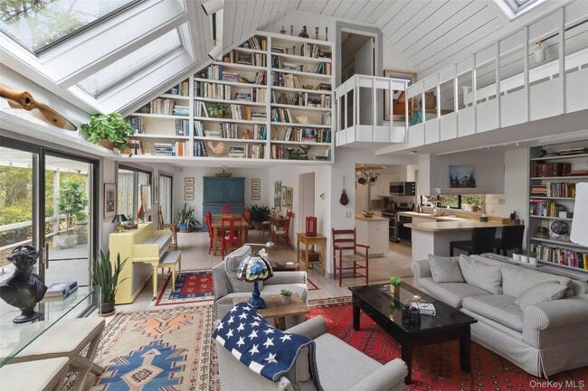 Building Photo - 49 Twin Lakes Rd