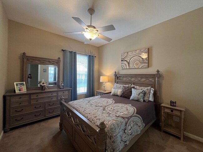 Building Photo - 813 Niemen Dr