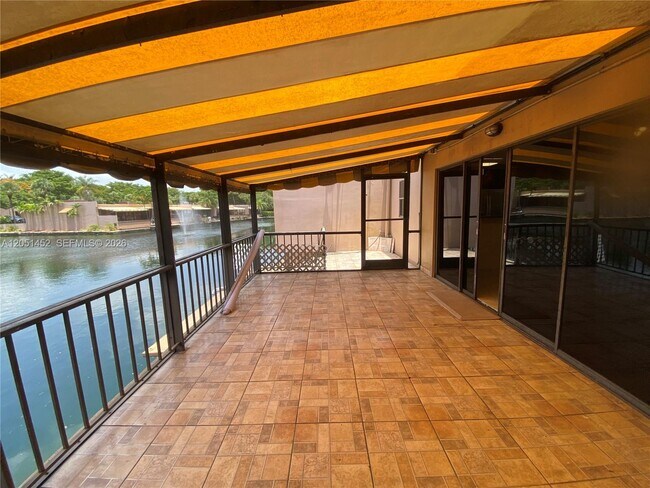 Building Photo - 16100 Kilmarnock Dr