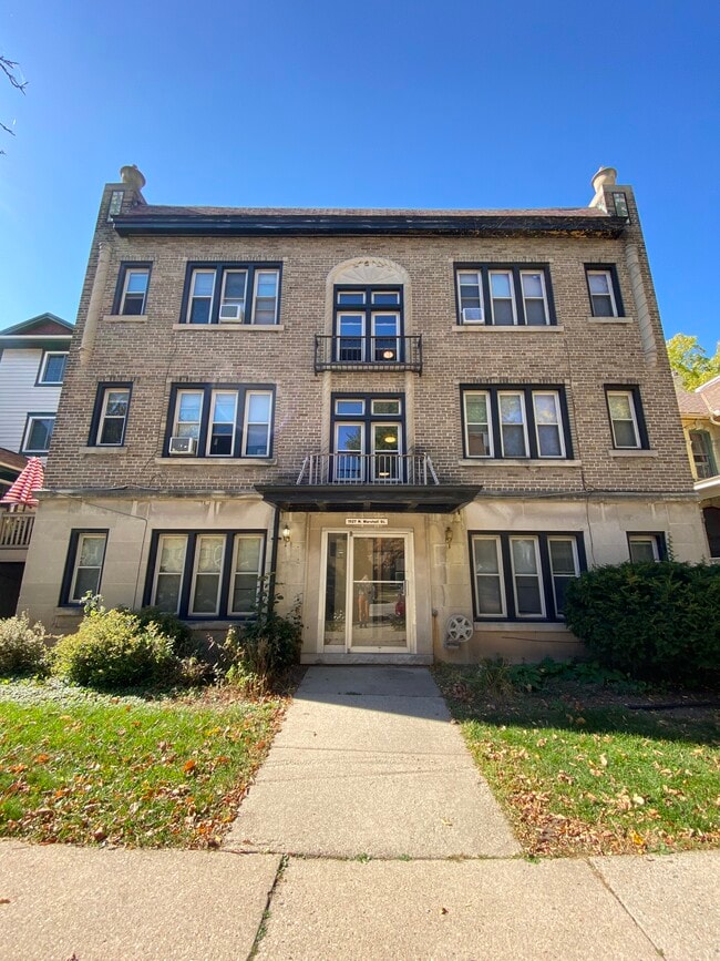 Building Photo - 1527 Marshall