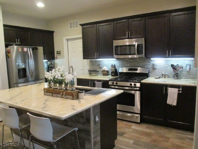 Building Photo - 3925 Jamison Park Ln