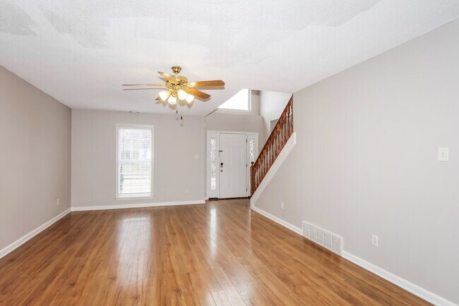 Building Photo - 1171 Stable Run Dr