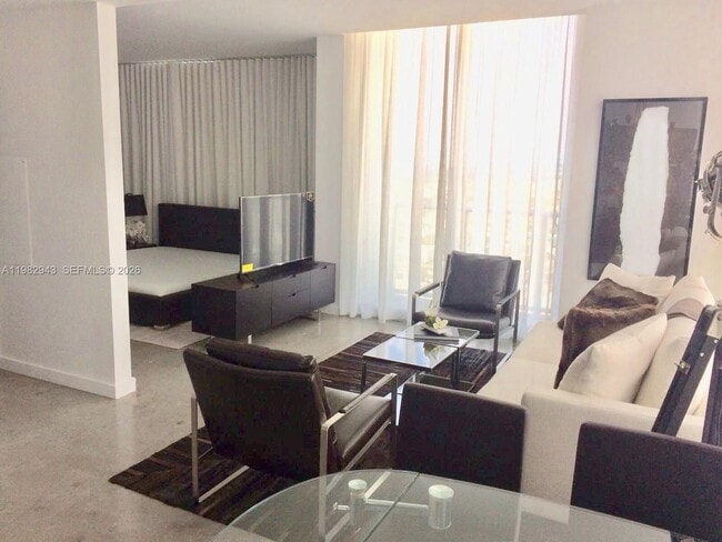 Building Photo - 151 SE 1st St