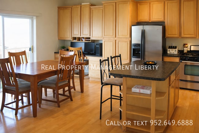 Building Photo - 13779 54th Ave N