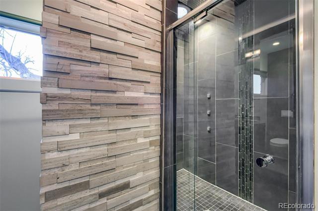 Building Photo - 2798 S Lincoln St