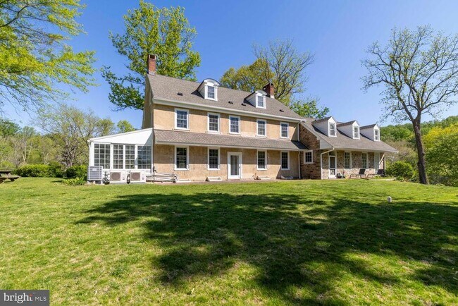 Building Photo - 1440 Creek Road Trl