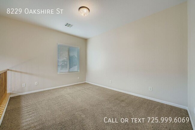 Building Photo - 8229 Oakshire St