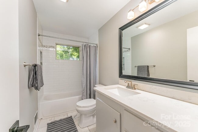 Building Photo - 4014 Sulkirk Rd