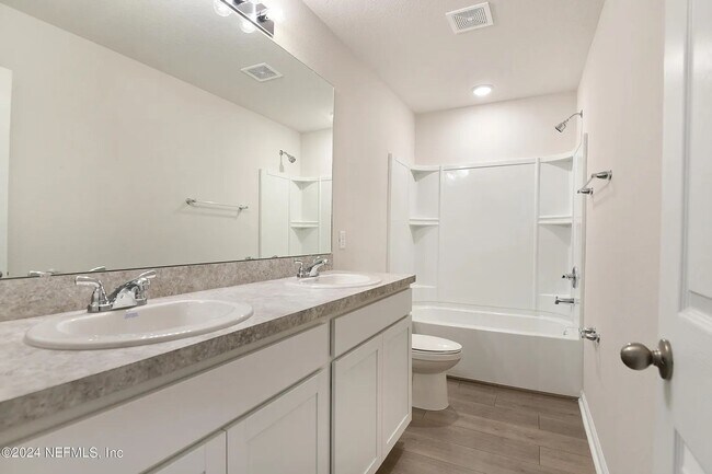 Building Photo - 1354 High Falls Dr