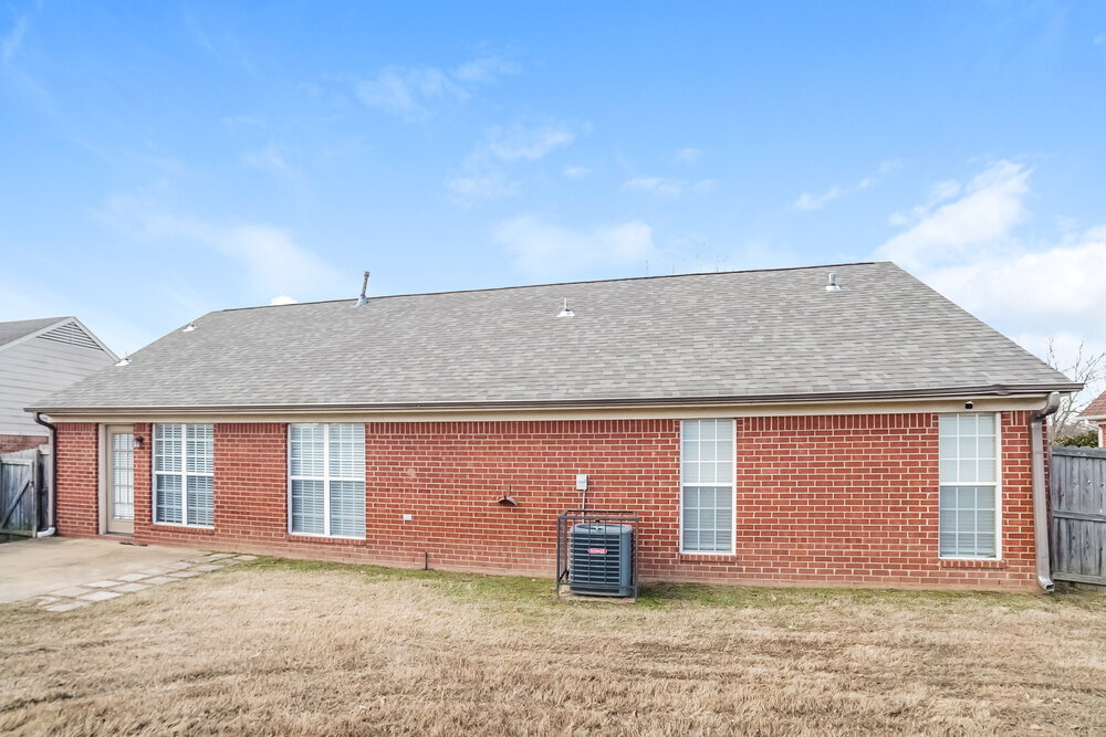 Building Photo - 6932 Wrenwood Dr