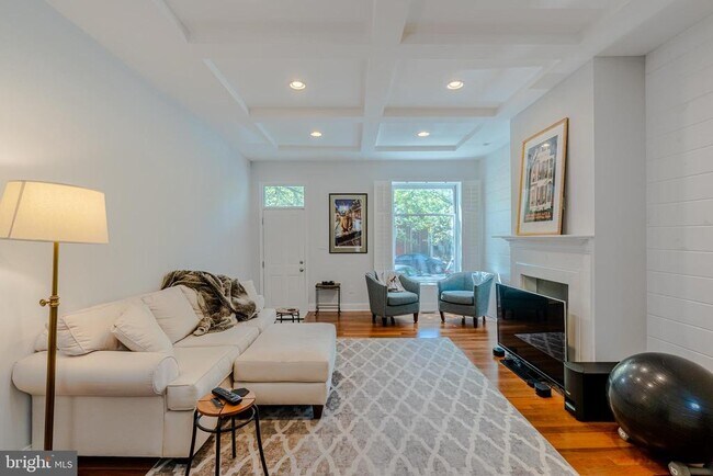 Building Photo - 223 S Collington Ave