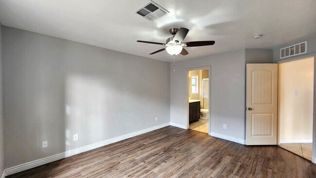 Building Photo - COURTYARD @CIELO VERDE