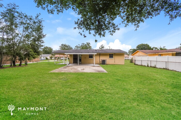 Building Photo - 11042 Bacall Rd W