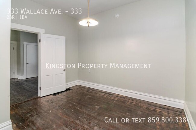 Building Photo - Spacious 2 Bedroom 1 Bathroom! 1/2 OFF SEC...