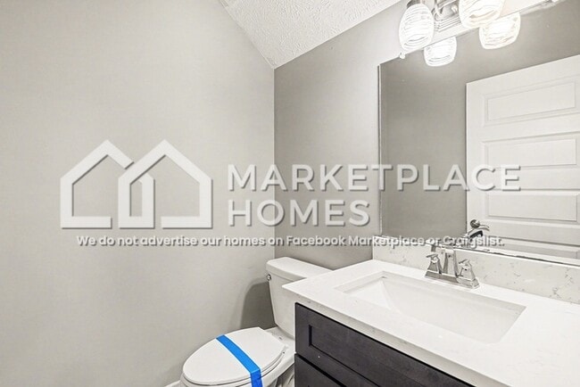 Building Photo - 2437/103 Bell St